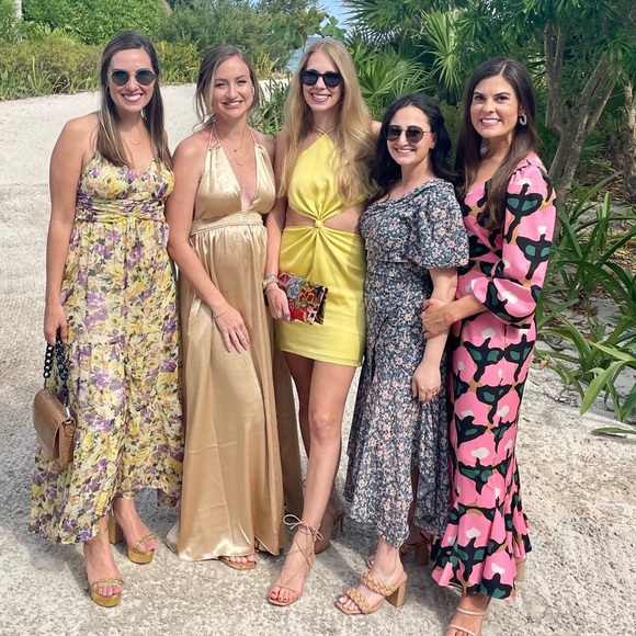 Demeter Cut-Out Knotted Minidress by Frame and Partners in yellow - Picture 7 of 7